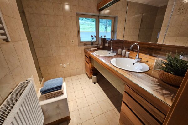 Huettenbauer00012 Huettenbauer00012